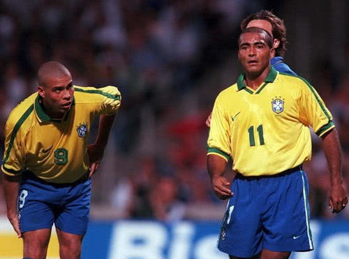 內或國際球 內或國際球